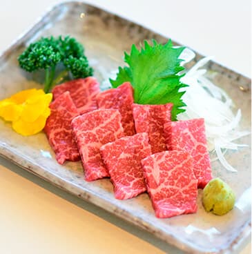 能登牛のさしみ