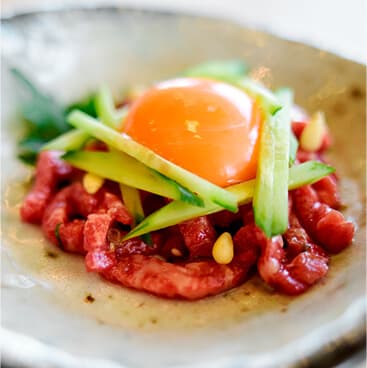 能登牛のユッケ